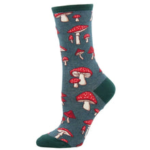 Ladies Pretty Fly For A Fungi Socks